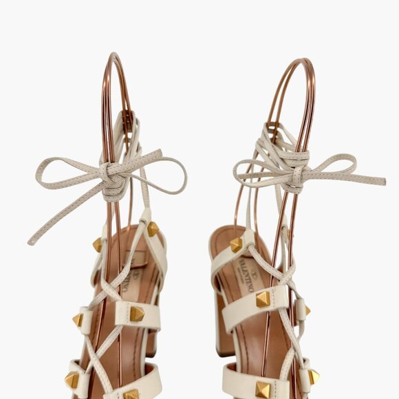 Valentino Garavani Rockstud White Lace Up Gladiator Sandals Heels Size 38 US 8 - Picture 4 of 16